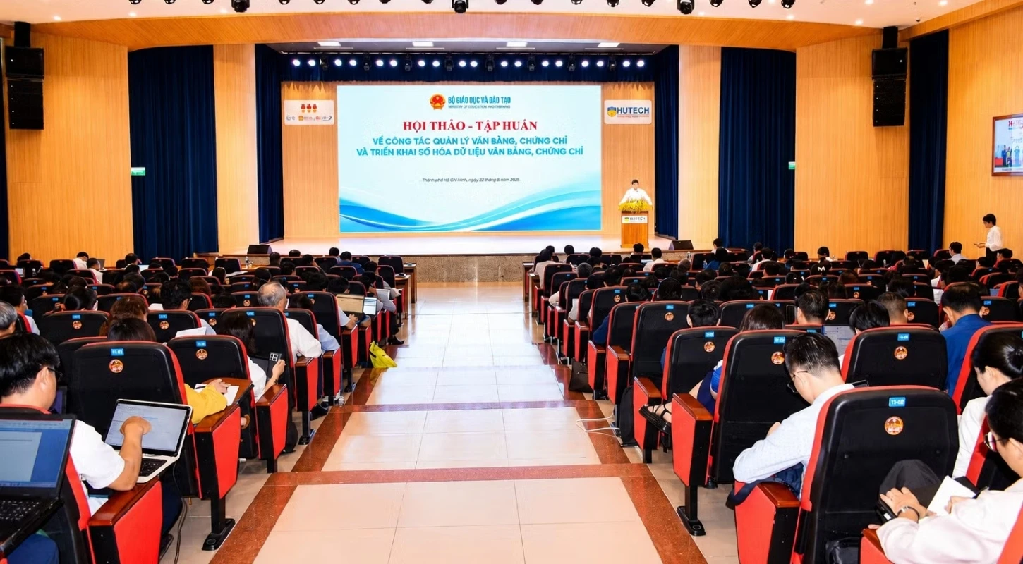 FROM 2026, SCHOOLS MUST DIGITALLY SIGN DIPLOMAS  BEFORE ISSUING PAPER COPIES